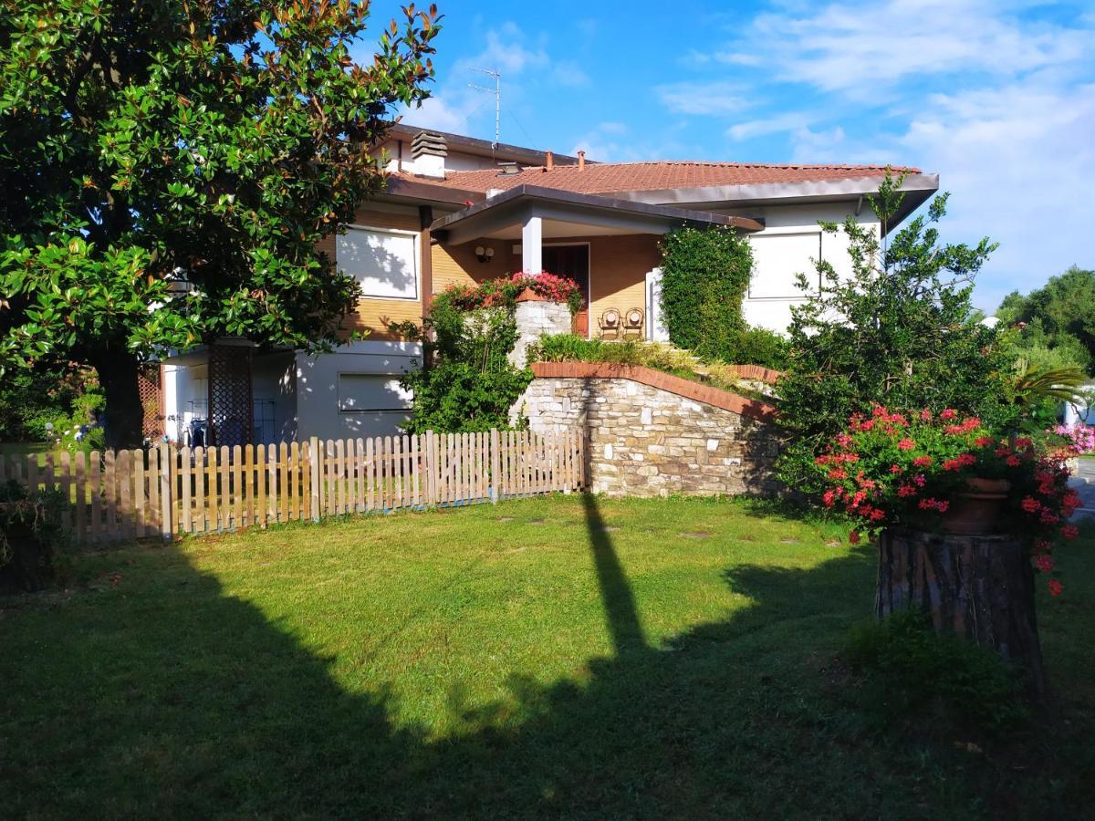 מרינה די קררה B&B Tra Mare E Marmo מראה חיצוני תמונה