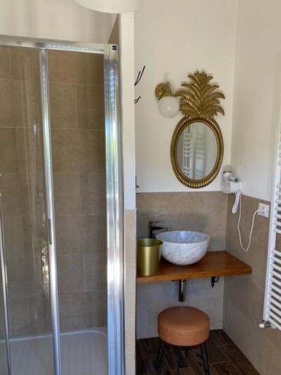 מרינה די קררה B&B Tra Mare E Marmo מראה חיצוני תמונה