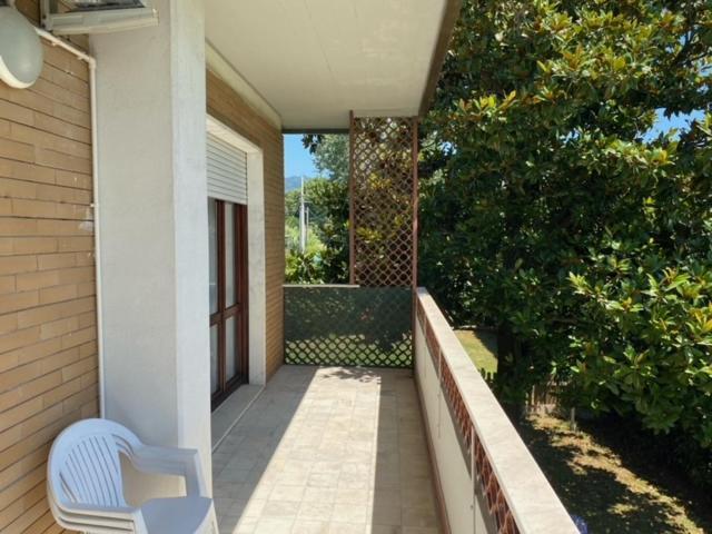 מרינה די קררה B&B Tra Mare E Marmo מראה חיצוני תמונה