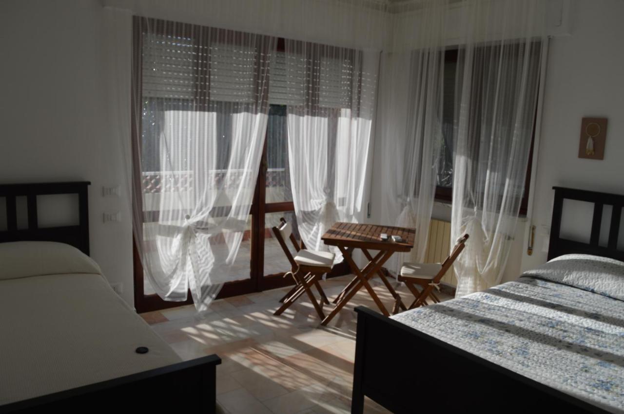 מרינה די קררה B&B Tra Mare E Marmo מראה חיצוני תמונה